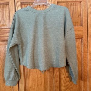 BLU PEPPER Top with Back Ruched Detail | Size M